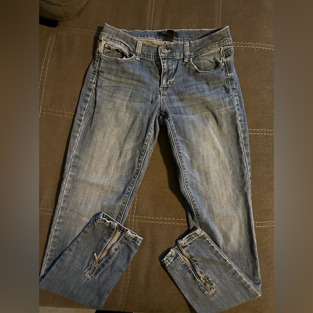 Skinny jeans White House Black Market Sz 4